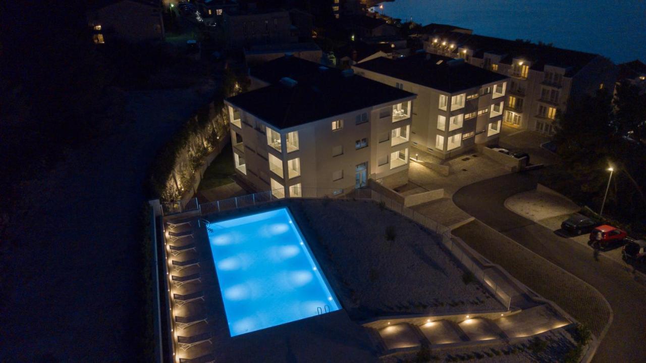 Malo More Resort Arbanija Exterior foto